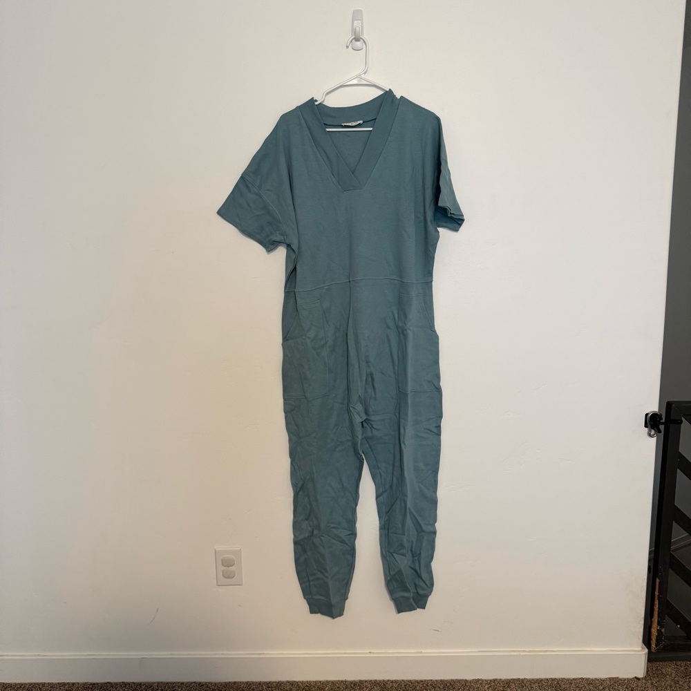 Zenana Outfitters Teal V-Neck Jumpsuit